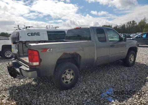 2007 GMC Sierra K2500 Heavy Duty z USA, uszkodzony, nr VIN 1GTHK29K07E601788
